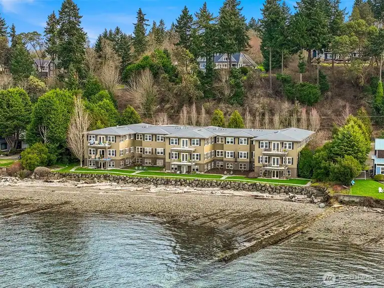9551 NE South Beach Drive #3G, Bainbridge Island, WA, 98110
