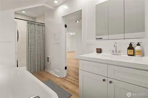 6620 Carleton Avenue S, Seattle, WA, 98108 — photo 12