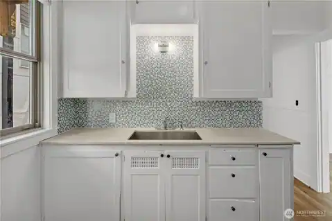 6620 Carleton Avenue S, Seattle, WA, 98108 — photo 29