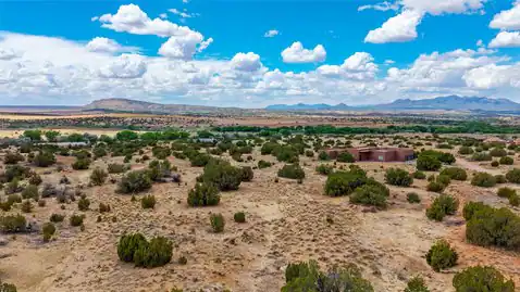 39 Camino Los Angelitos, Galisteo, NM 87541 — photo 15