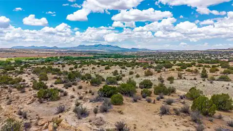 39 Camino Los Angelitos, Galisteo, NM 87541 — photo 9