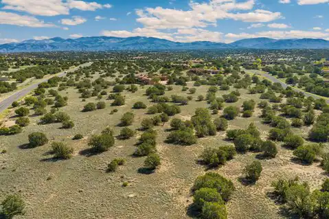 27 Koshari, Santa Fe, NM 87506 — photo 10
