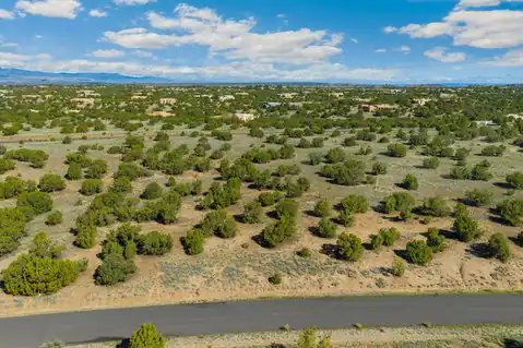 27 Koshari, Santa Fe, NM 87506 — photo 14