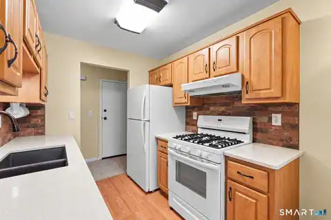 51 Carriage Drive #51, Milford, CT 06460 — photo 3