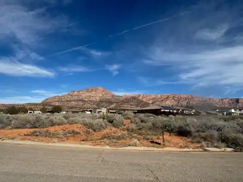 1088 E Manzanita DR #1, Apple Valley, UT 84737 — photo 3