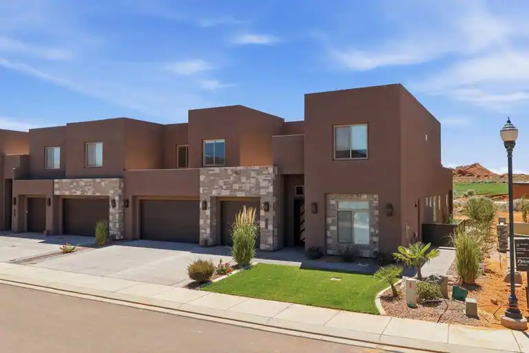 3230 S Yansa Trail, Hurricane, UT 84737