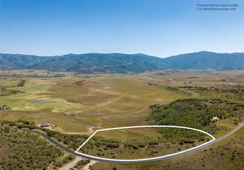 30700 Marshall Ridge, Steamboat Springs, CO 80487 — photo 2
