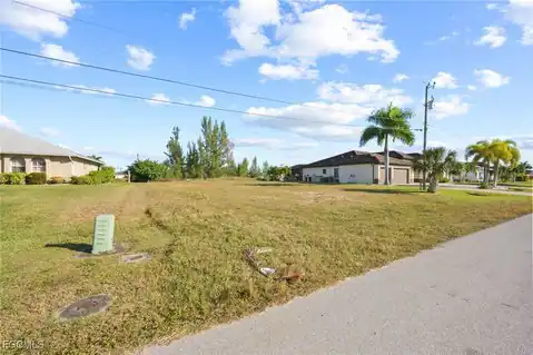 1613 SW 28th Terrace, Cape Coral, FL 33914 — photo 12