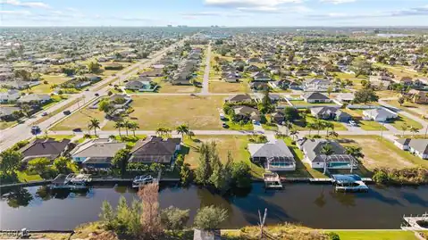 1613 SW 28th Terrace, Cape Coral, FL 33914 — photo 7