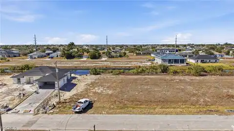 228 NW 23rd Avenue, Cape Coral, FL 33993 — photo 2