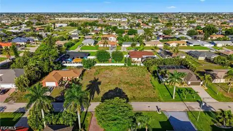 4208 SW 5th Place, Cape Coral, FL 33914 — photo 2