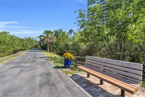 5550 Heron Point Drive #304, Naples, FL 34108 — photo 35