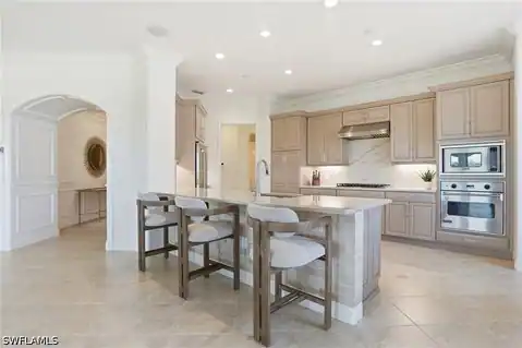 2543 Marquesa Royale Lane #4-302, Naples, FL 34109 — photo 2