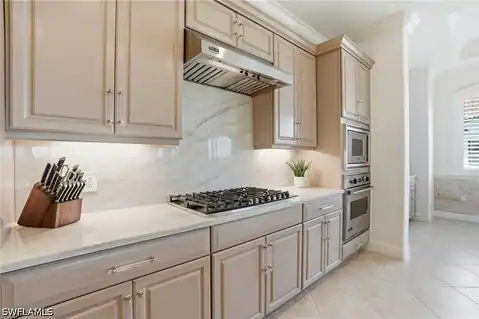 2543 Marquesa Royale Lane #4-302, Naples, FL 34109 — photo 9