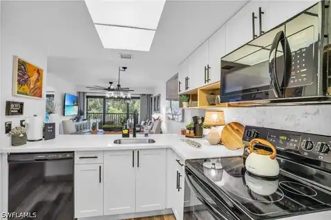 600 Neapolitan Way #353, Naples, FL 34103 — photo 8