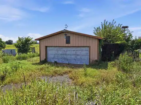 23515 E 6th Avenue, Yale, OK 74085 — photo 26