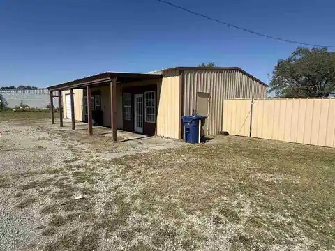 705 E Chicago Avenue, Yale, OK 74085 — photo 10