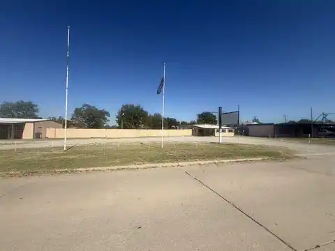 705 E Chicago Avenue, Yale, OK 74085 — photo 15