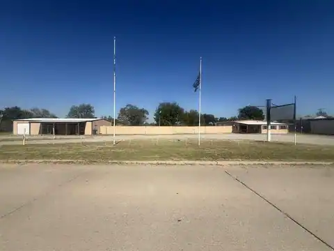 705 E Chicago Avenue, Yale, OK 74085 — photo 16