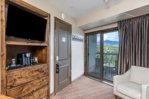 136 Country Club Drive 408, Mountain Village, CO 81435 — photo 4