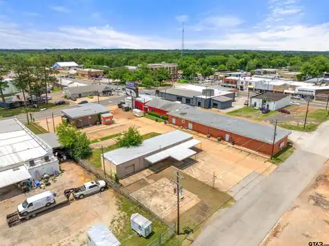 204 S Hart, Quitman, TX 75783 — photo 13