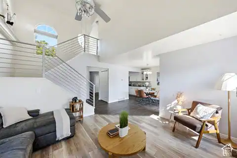 5049 S SCARSDALE CT, Taylorsville, UT 84129 — photo 3