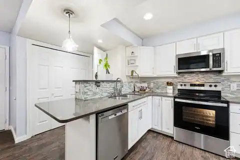 5049 S SCARSDALE CT, Taylorsville, UT 84129 — photo 8