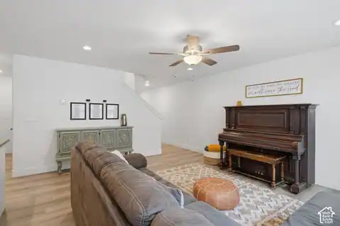 215 W 900 N, Nephi, UT 84648 — photo 4