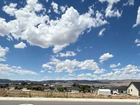 1467 N 275 ST E #15, Nephi, UT 84648 — photo 2