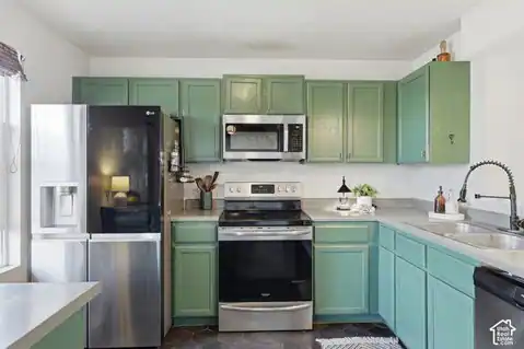 5684 W BRAEMAR CT, West Valley City, UT 84128 — photo 3
