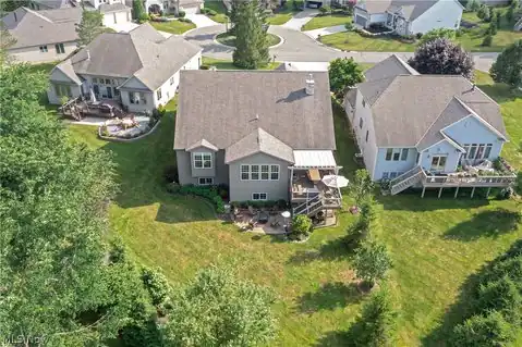 609 Burgess Circle, Aurora, OH 44202 — photo 48