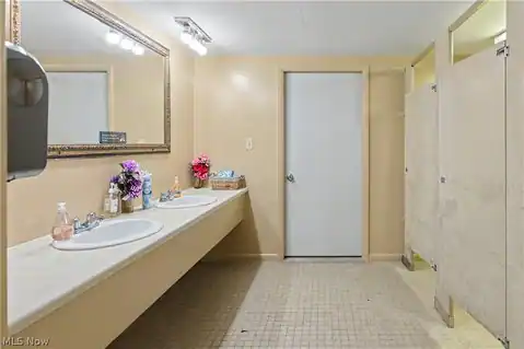 10036 Wilson Mills Road, Chardon, OH 44024 — photo 9