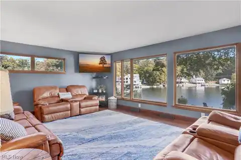 4184 Hunsicker Drive, Akron, OH 44319 — photo 15