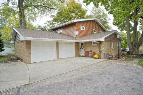 4184 Hunsicker Drive, Akron, OH 44319 — photo 2