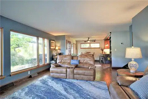 4184 Hunsicker Drive, Akron, OH 44319 — photo 9