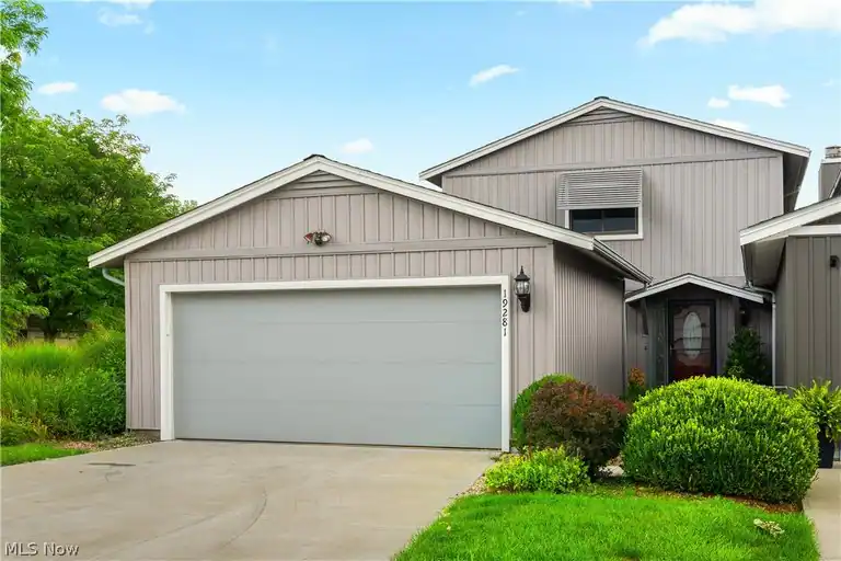 19281 Idlewood Trail, Strongsville, OH 44149