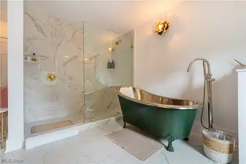 2102 Freeman Avenue, Cleveland, OH 44113 — photo 39