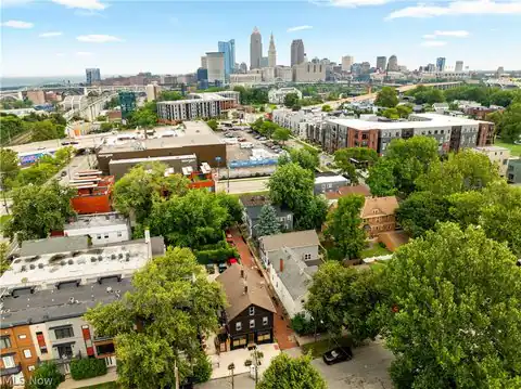 2102 Freeman Avenue, Cleveland, OH 44113 — photo 48