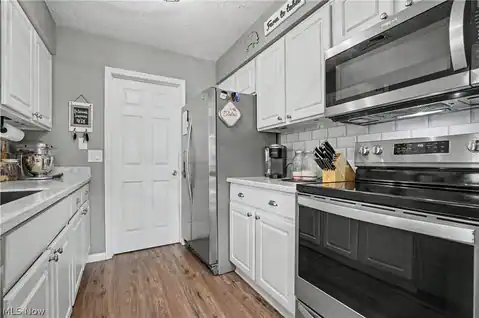 4080 Falconswalk Court, Stow, OH 44224 — photo 14