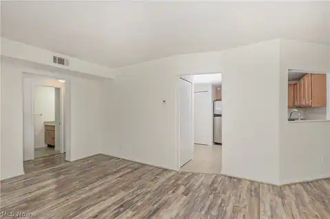 26101 Village Lane #107, Beachwood, OH 44122 — photo 10