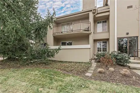 26101 Village Lane #107, Beachwood, OH 44122 — photo 35