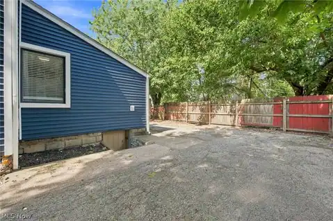 5714 Bridge Avenue, Cleveland, OH 44102 — photo 38