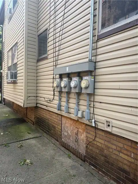 381 E 152nd Street, Cleveland, OH 44110 — photo 28