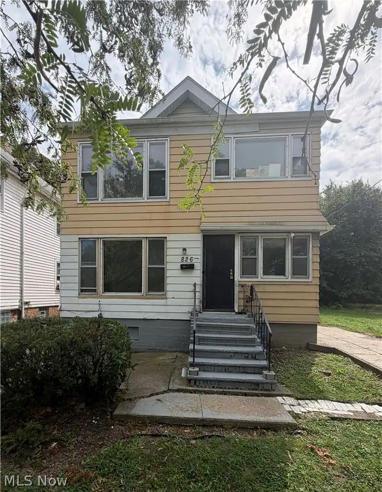 826 Wayside Road, Cleveland, OH 44110