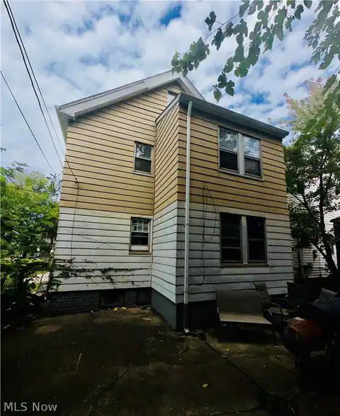 826 Wayside Road, Cleveland, OH 44110 — photo 4