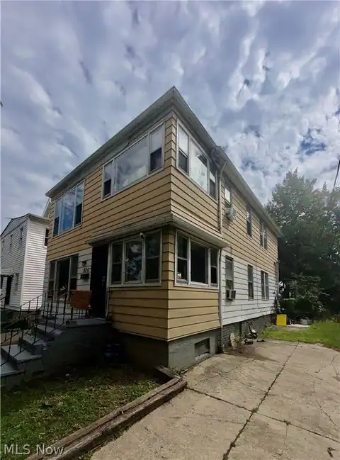 826 Wayside Road, Cleveland, OH 44110 — photo 7