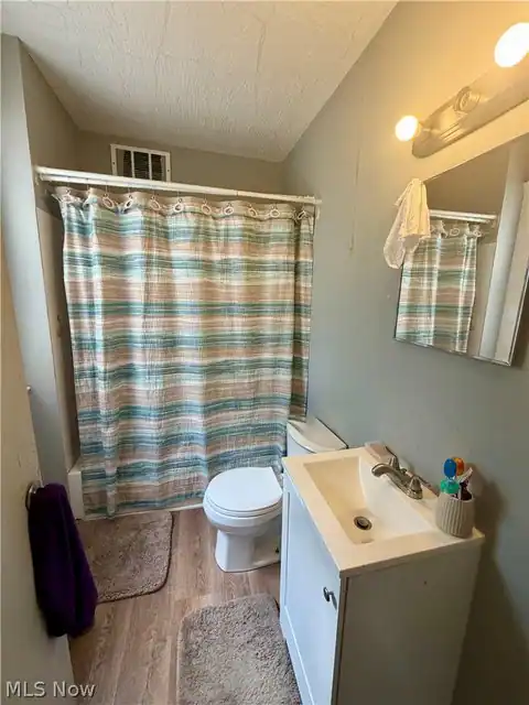 826 Wayside Road, Cleveland, OH 44110 — photo 8