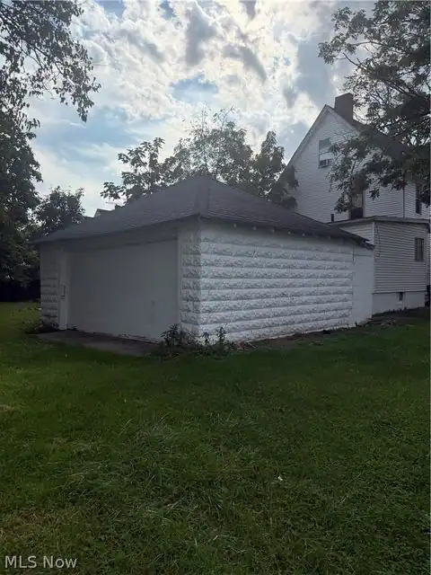 761 Washington Avenue, Lorain, OH 44052 — photo 15