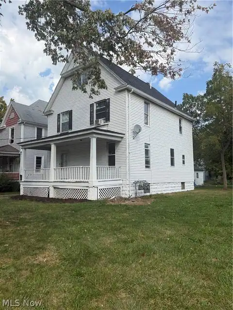 761 Washington Avenue, Lorain, OH 44052 — photo 2