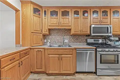 1284 Canyon View Road, Sagamore Hills, OH 44067 — photo 13
